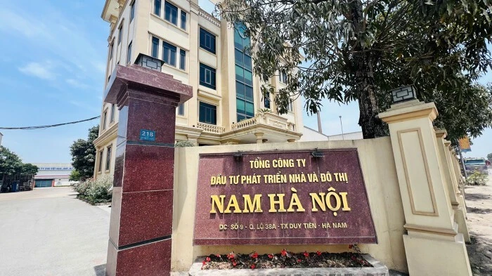 Dồn dập chào bán cổ phiếu