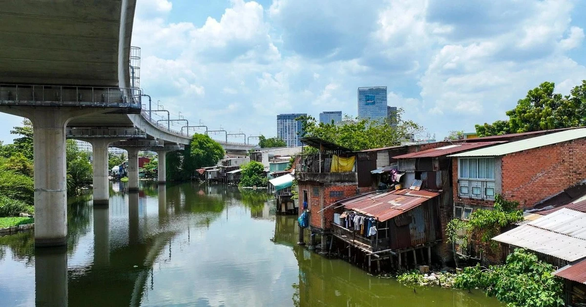 Kế hoạch di dời hơn 40.000 căn nhà ven kênh rạch ở TPHCM