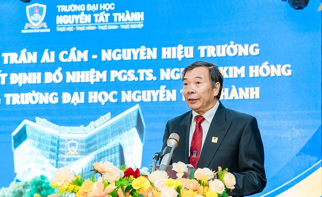 Trường ĐH Nguyễn Tất Thành bổ nhiệm PGS.TS. Nguyễn Kim Hồng làm hiệu trưởng