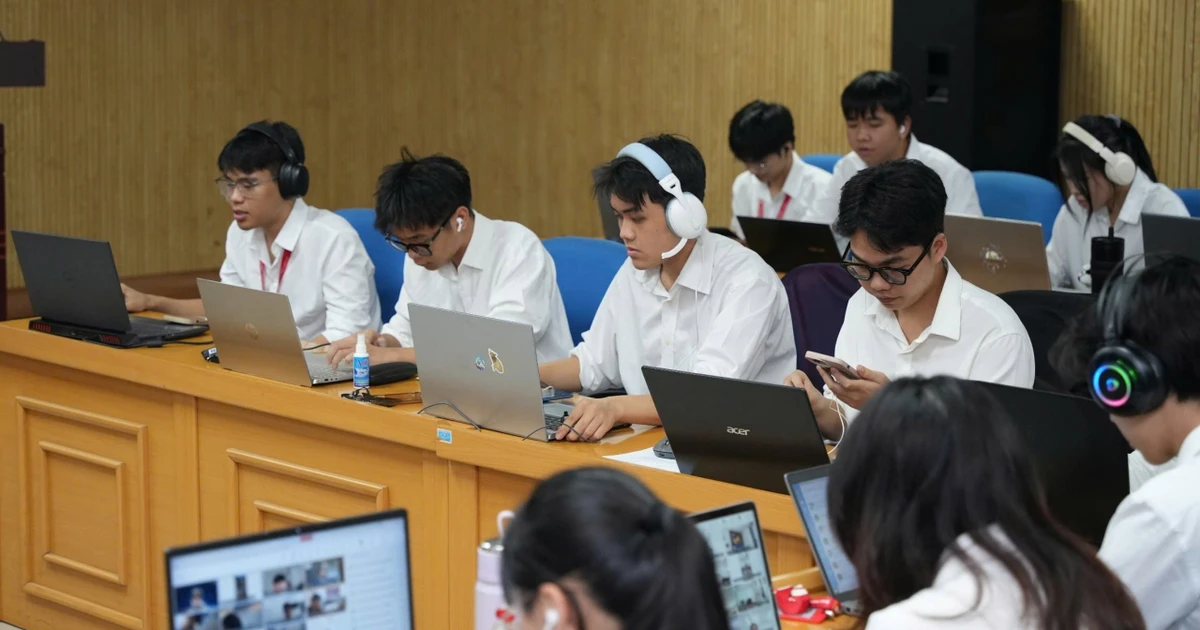 Hơn 2.220 thí sinh tranh tài ở vòng loại tin học trẻ toàn quốc