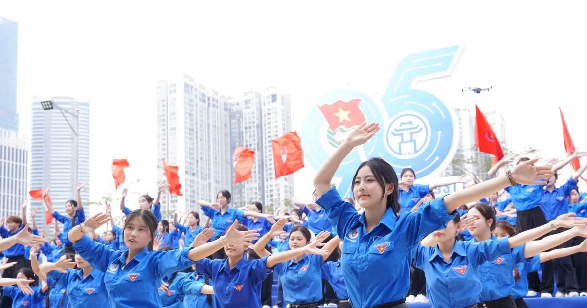 Lan tỏa thông điệp và khí thế của Đại hội Đoàn XIII từ ca khúc 'Áo xanh gọi tương lai'