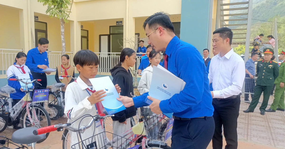 Ra quân Tháng Thanh niên ở vùng 'phên dậu' của Tổ quốc