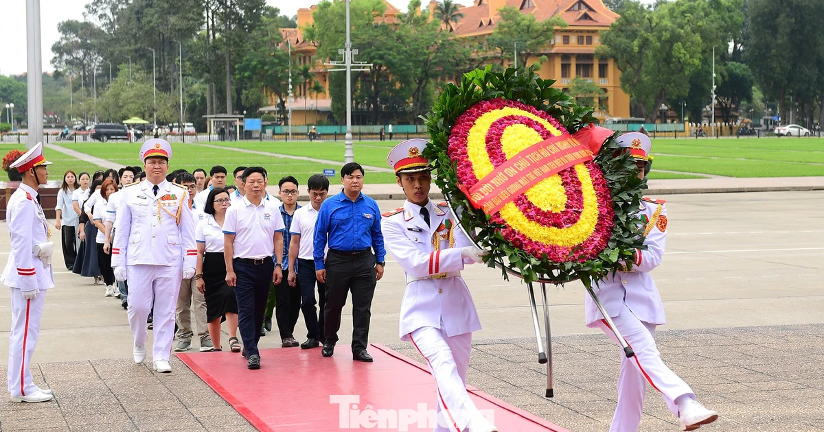 Gương mặt trẻ Việt Nam tiêu biểu và triển vọng năm 2025 báo công dâng Bác