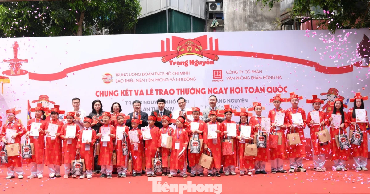 'Trạng nguyên nhỏ tuổi' được vinh danh tại Văn Miếu - Quốc Tử Giám