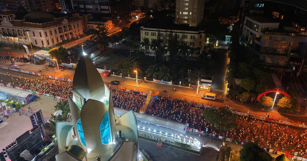 Trực tiếp những màn tranh tài trên đường chạy Giải Vô địch Quốc gia Marathon – Báo Tiền Phong