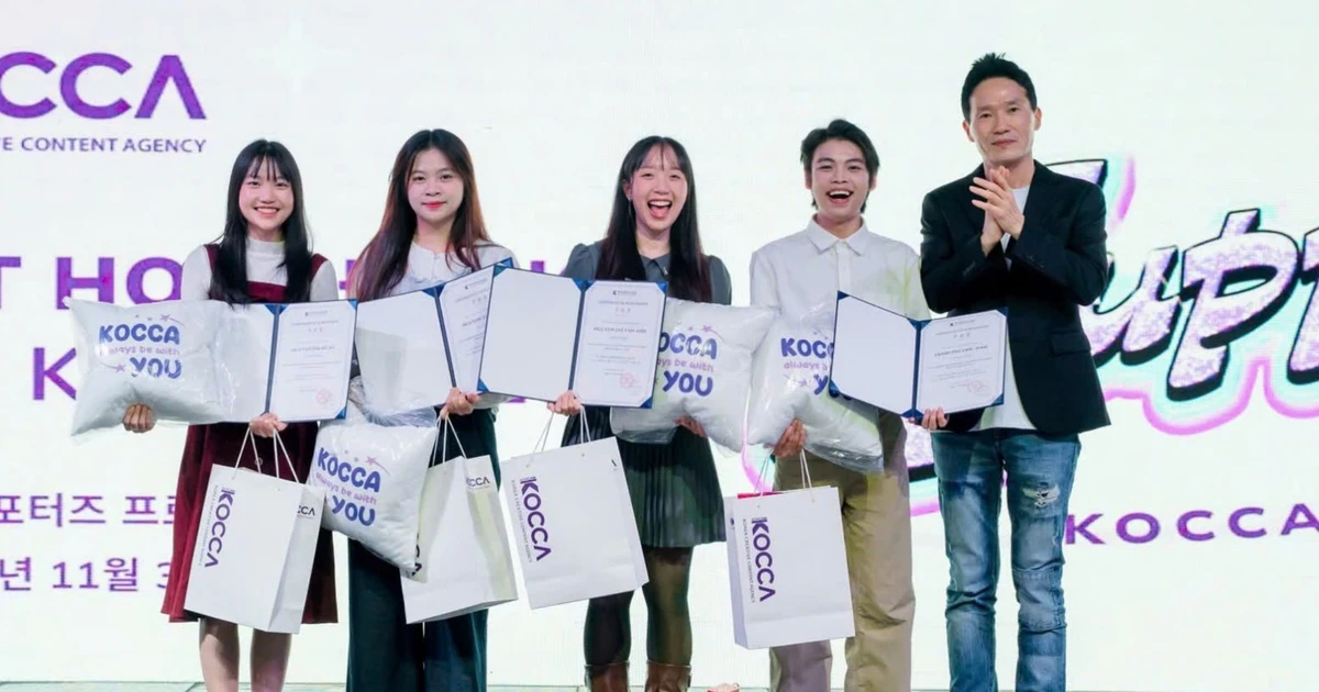 Cậu bé phơi thóc từng mơ được đi máy bay trở thành 'Content creator' trẻ tham gia chương trình quốc tế tại Singapore