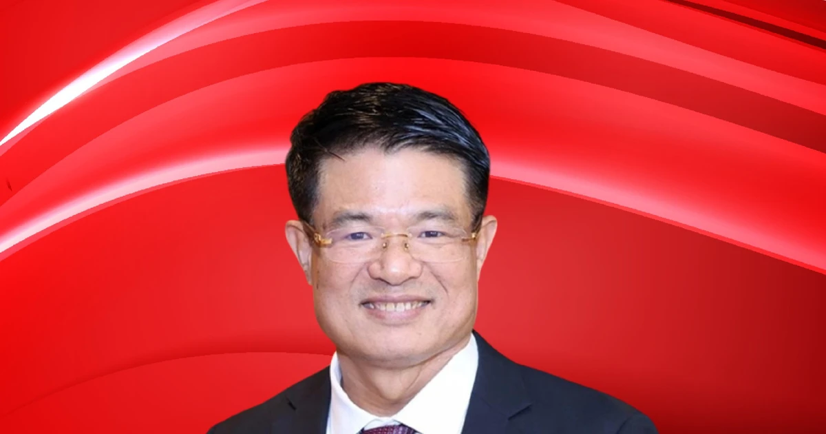 Chân dung Viện trưởng Viện Kiểm sát nhân dân Tối cao Nguyễn Huy Tiến