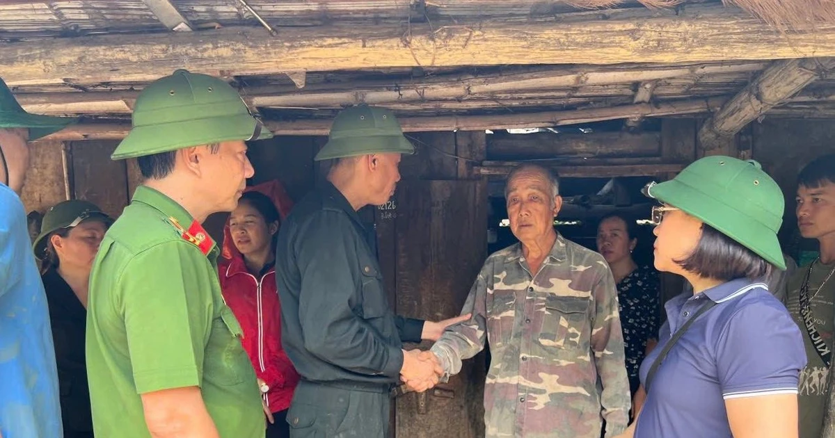 Sơn La khẩn cấp cứu dân vùng lũ: Không để ai 'màn trời chiếu đất'