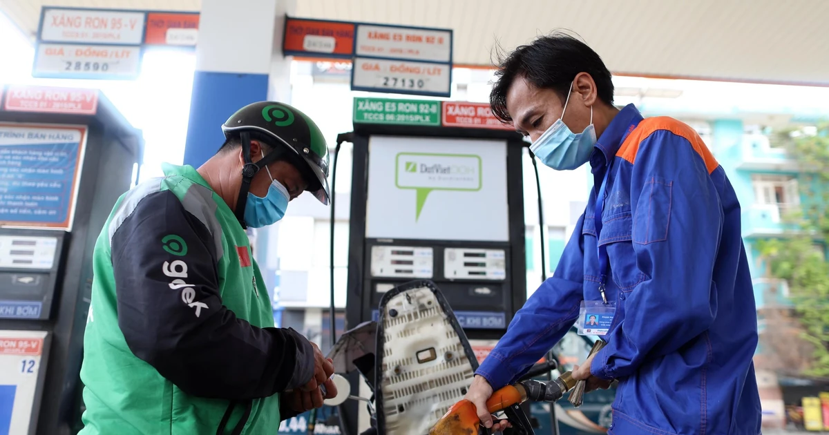 Không để đứt nguồn cung xăng dầu vì căng thẳng Trung Đông