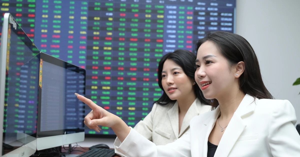 VN-Index tiến sát 1.800 điểm, thêm cổ phiếu ngân hàng lên sàn