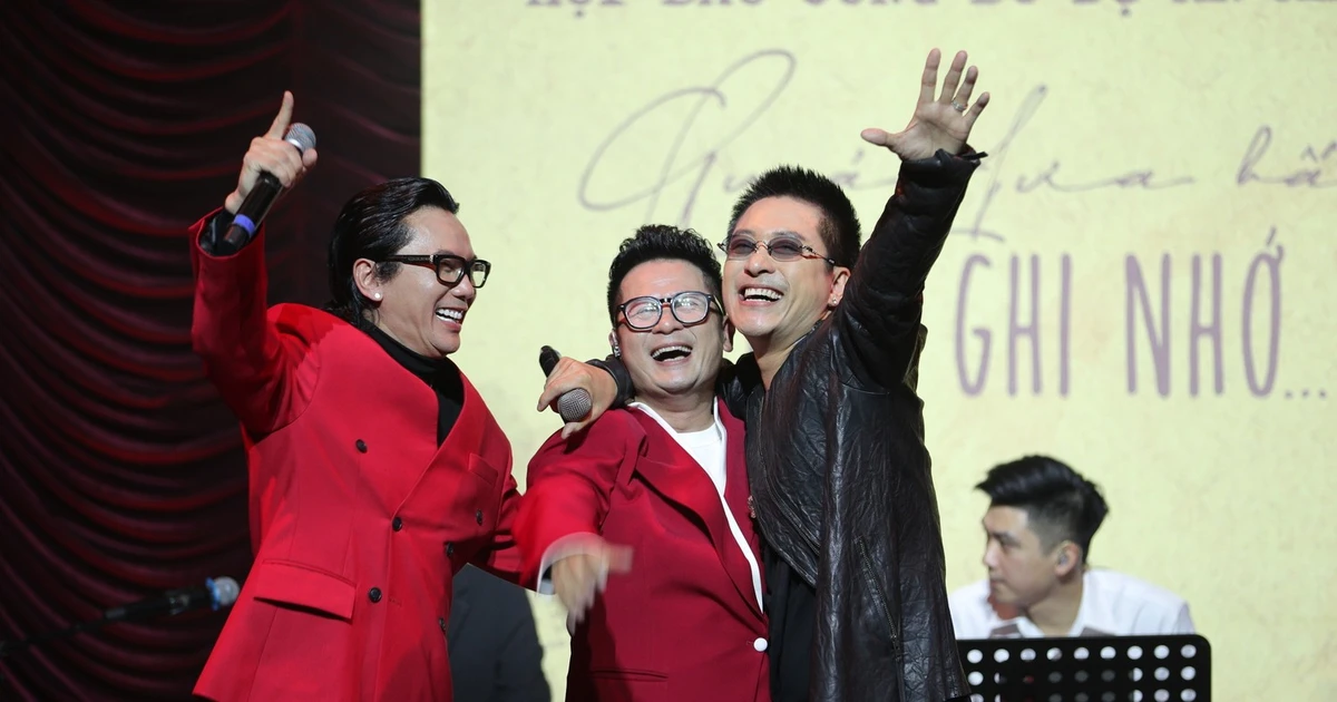 'Bản ghi nhớ' đầu năm của Tuấn Hưng, Bằng Kiều và Tú Dưa