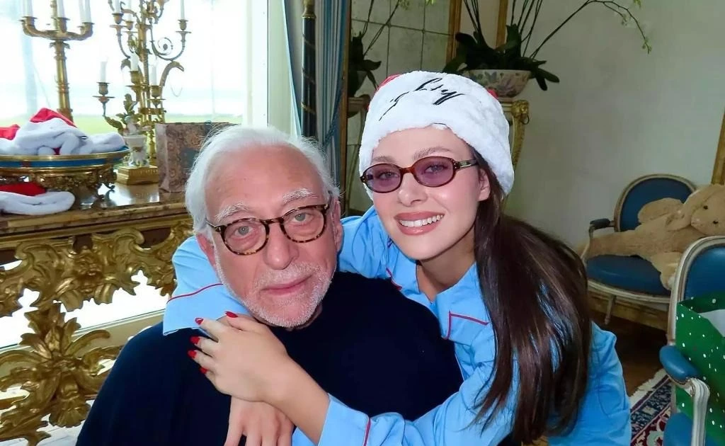 Thông gia tỷ phú lên tiếng mâu thuẫn gia đình Beckham