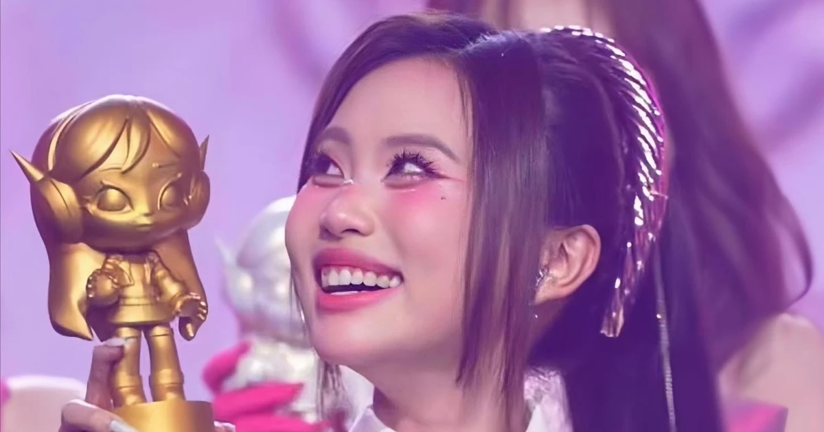 Phương Mỹ Chi 'Đổi Vai' Với RHYDER Sau 'Em Xinh Say Hi': Khoảnh Khắc Gây Bão Của Hai 'Anh Em' Giọng Hát