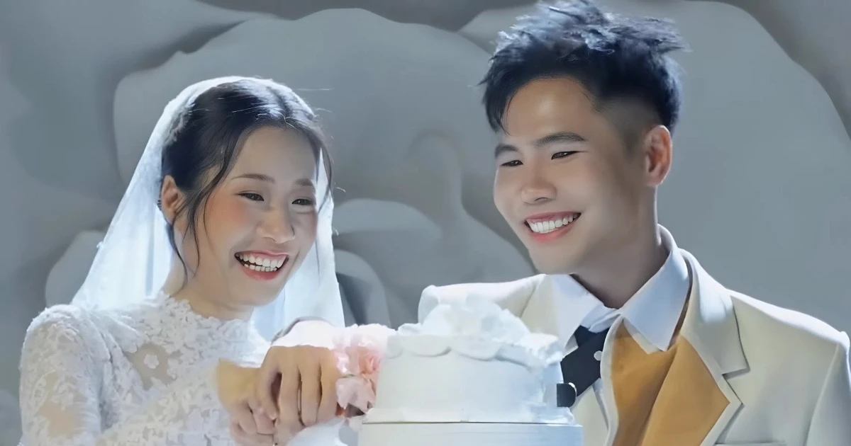 Rapper Phúc Du cưới bạn gái yêu 14 năm