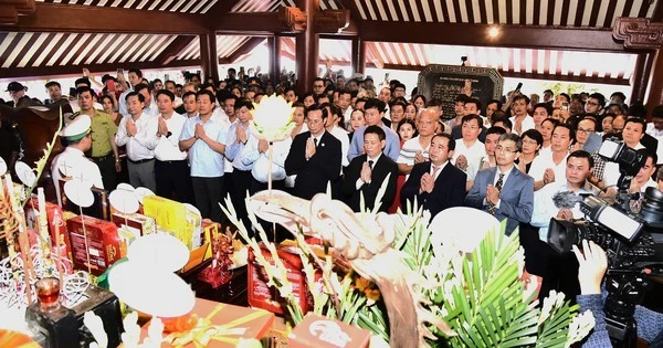 Trang trọng Lễ dâng hương tưởng niệm 56 năm ngày mất Chủ tịch Hồ Chí Minh