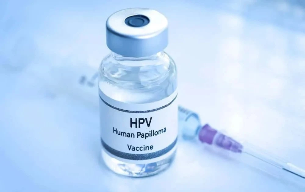 Những điều cần biết về tiêm vắc-xin HPV từ sớm và mẹo chăm sóc "cô bé" đúng cách
