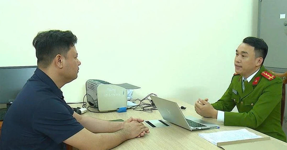 Khởi tố người đàn ông điều ô tô 'khóa đầu, khóa đuôi' chặn xe ngày mùng 2 Tết