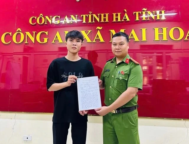 Vừa tốt nghiệp Đại học, nhiều thanh niên viết đơn tình nguyện nhập ngũ