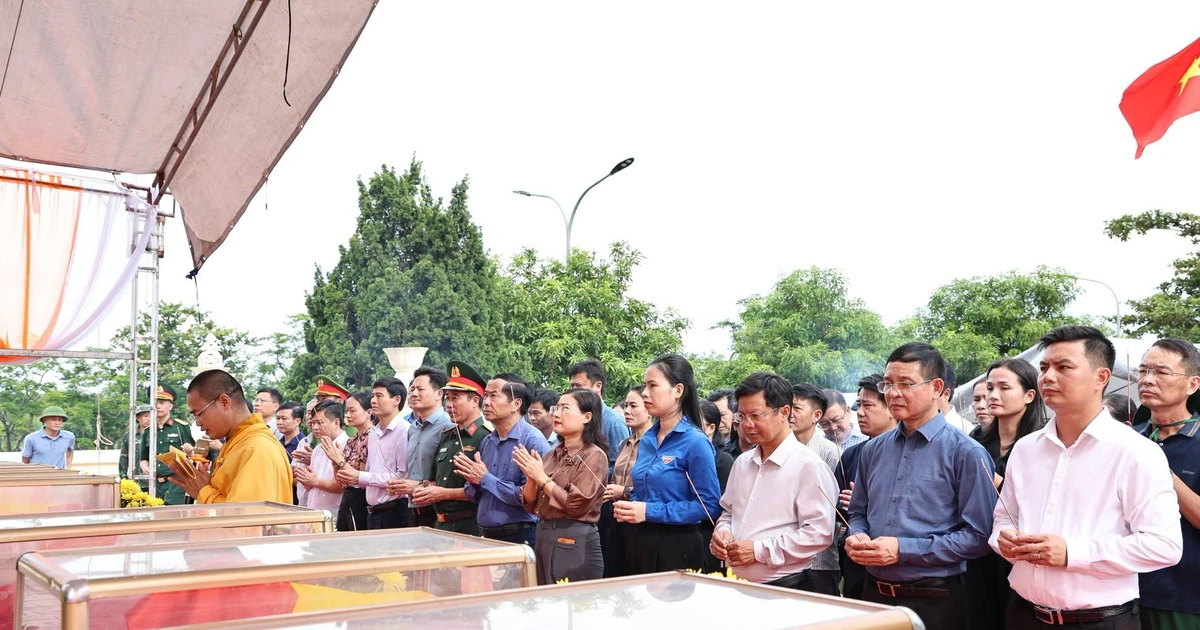 Lấy mẫu ADN tìm lại danh tính 8 liệt sĩ ở Ngã ba Đồng Lộc