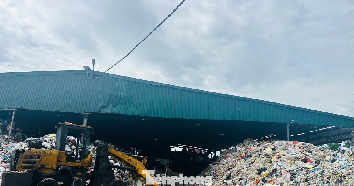 Vì sao nhà máy rác chục tỷ ngừng tiếp nhận rác?