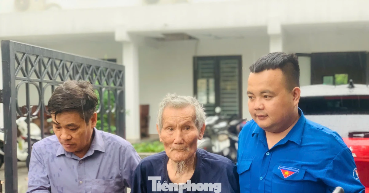 Liệt sĩ hy sinh khi con trai mới 2 tuổi: ‘Mong trước khi nhắm mắt, mẹ được đón cha trở về...'