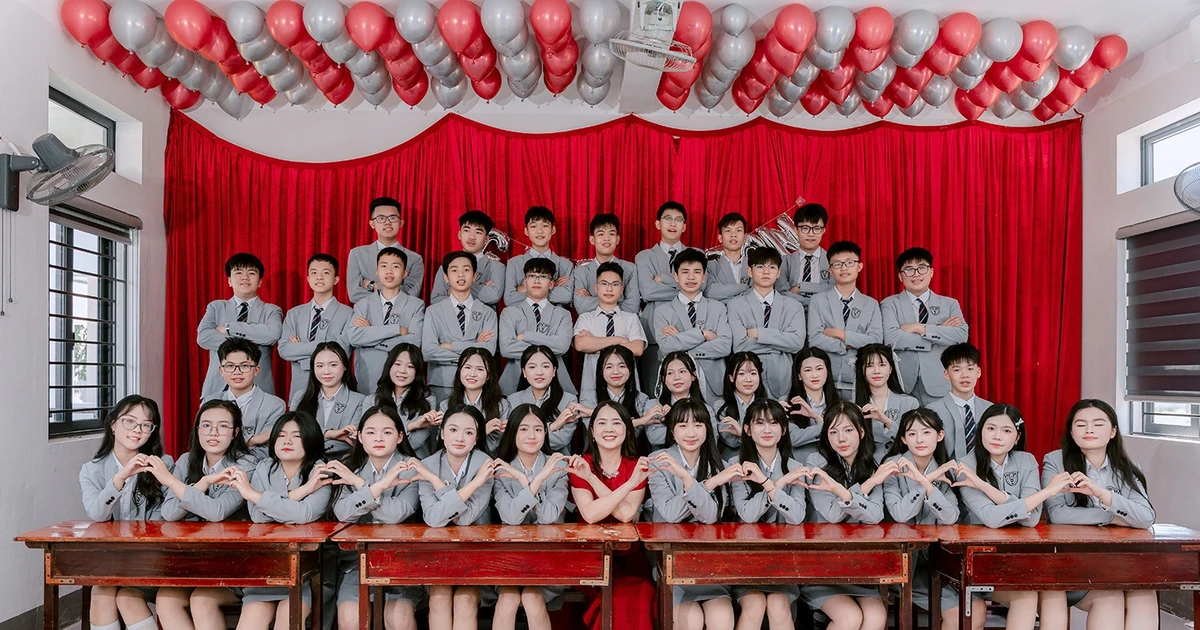 Ấn tượng lớp học có 33 học sinh đỗ chuyên, 2 em trở thành thủ khoa