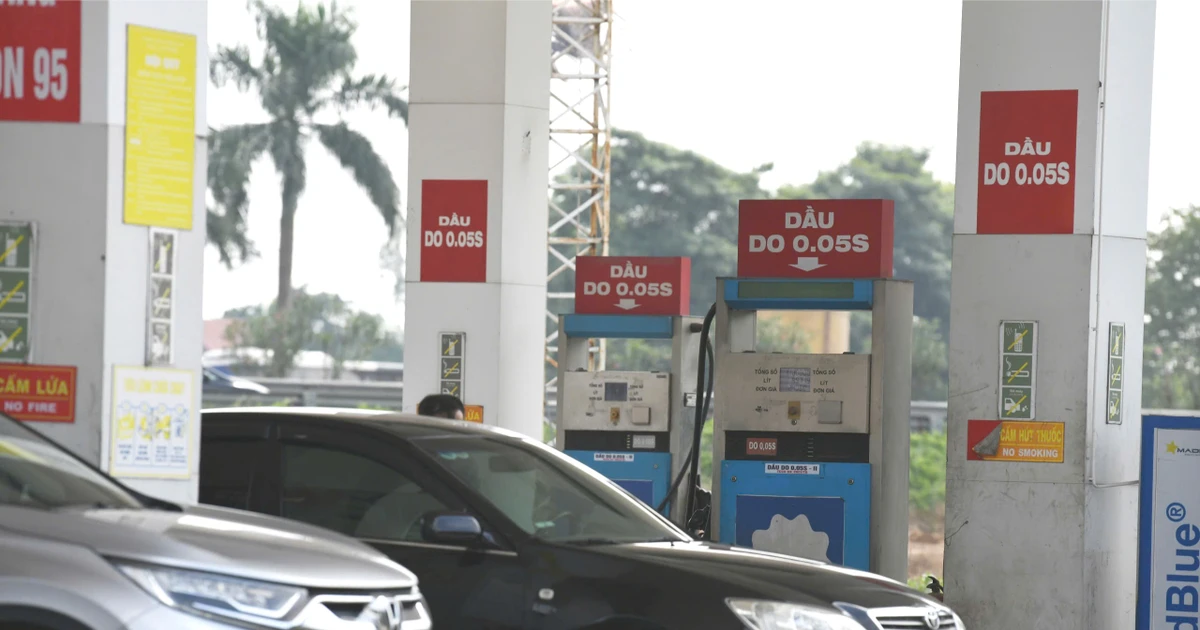 Bán xăng E10: Vì sao nhiều doanh nghiệp tư nhân còn dè dặt?