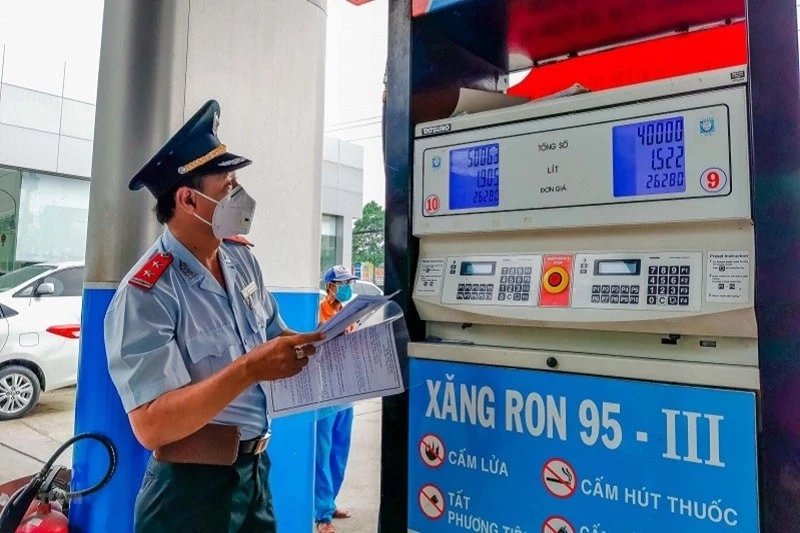 Bộ Công Thương yêu cầu kiểm tra 180 thương nhân phân phối xăng dầu