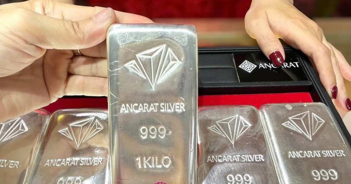 Nghiên cứu đưa bạc thỏi lên Sở Giao dịch hàng hóa