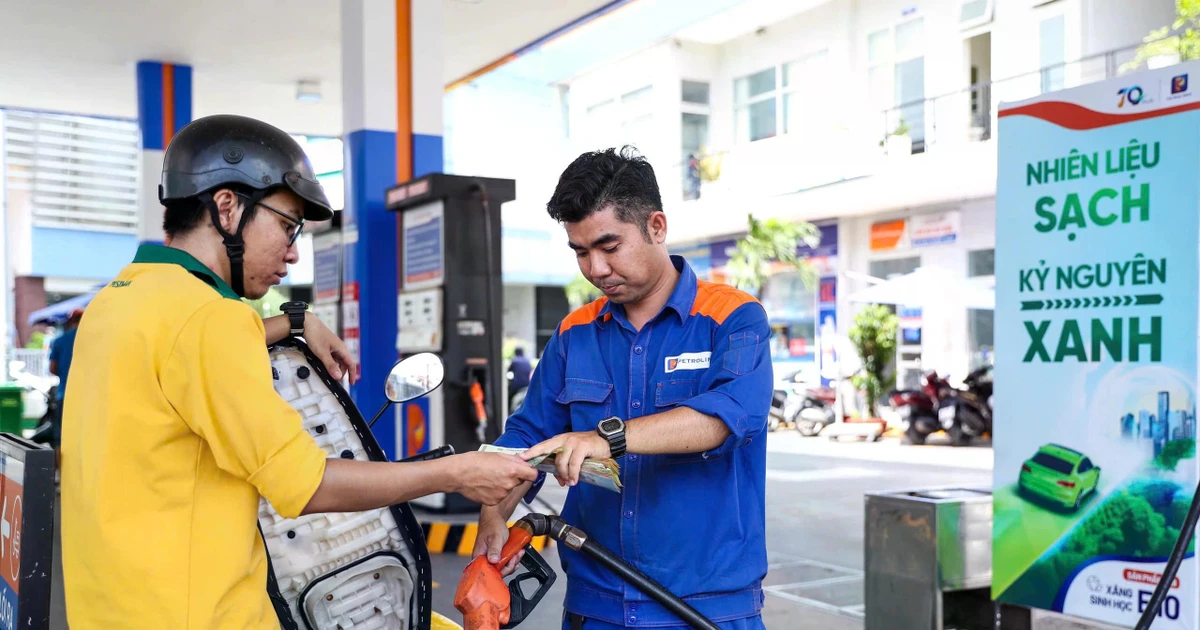 Giá xăng dầu đồng loạt tăng