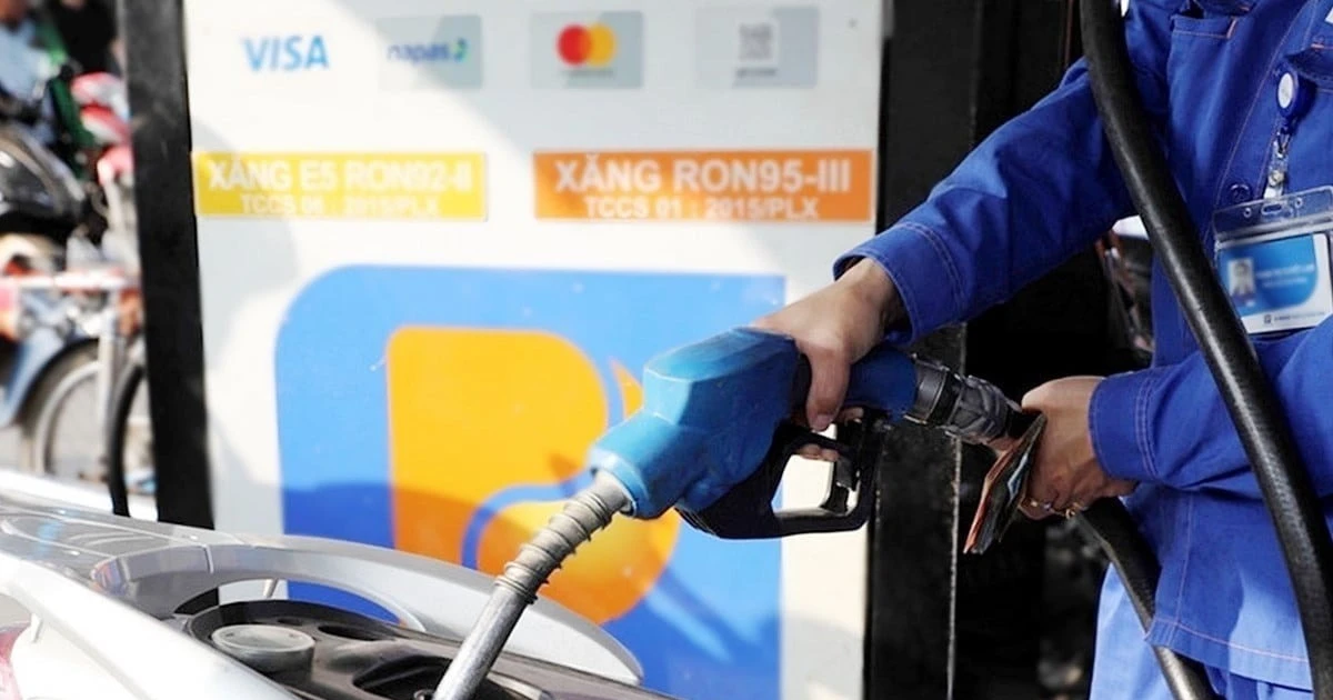 Giá xăng dầu tăng mạnh, vì sao Quỹ bình ổn 'án binh bất động'?