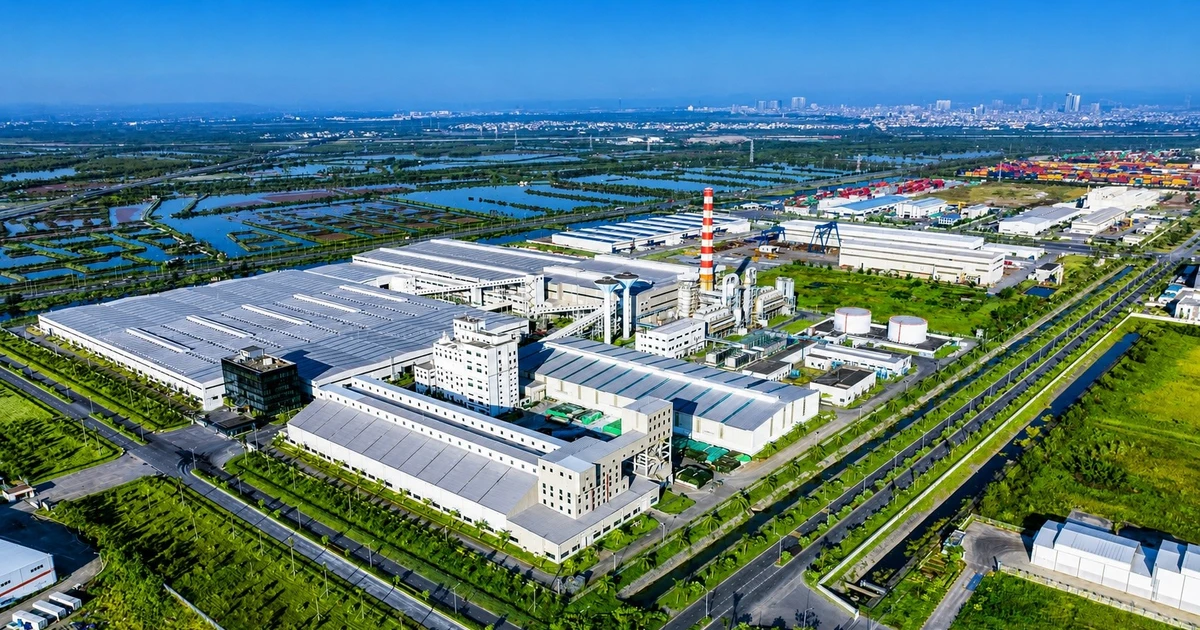 Điện mặt trời mái nhà sau Chỉ thị 10: 'Thỏi nam châm’ mới hút vốn FDI