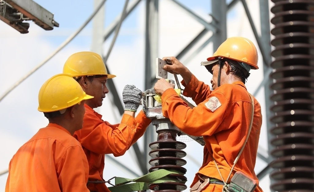 Điện lực miền Bắc phải trả nợ hơn 70.000 tỷ đồng nợ