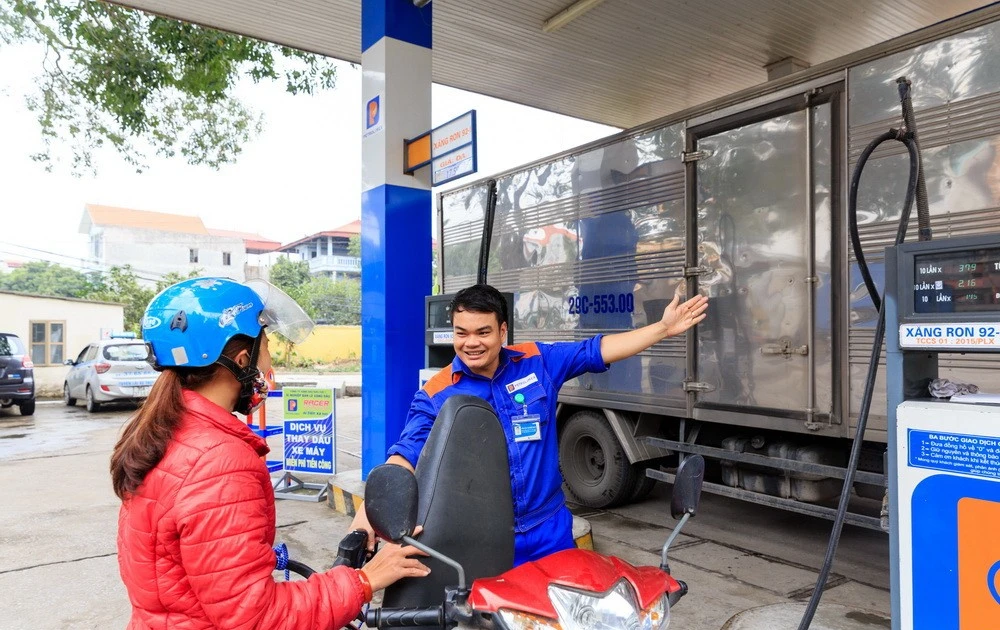 Petrolimex giữ vai trò trụ cột trong bảo đảm cung ứng xăng dầu quốc gia