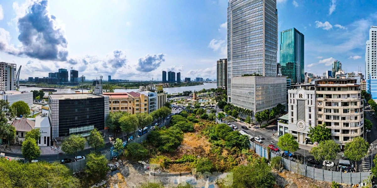 TP HCM biến 9 khu 'đất vàng' thành công viên, vườn hoa dịp Tết Bính Ngọ