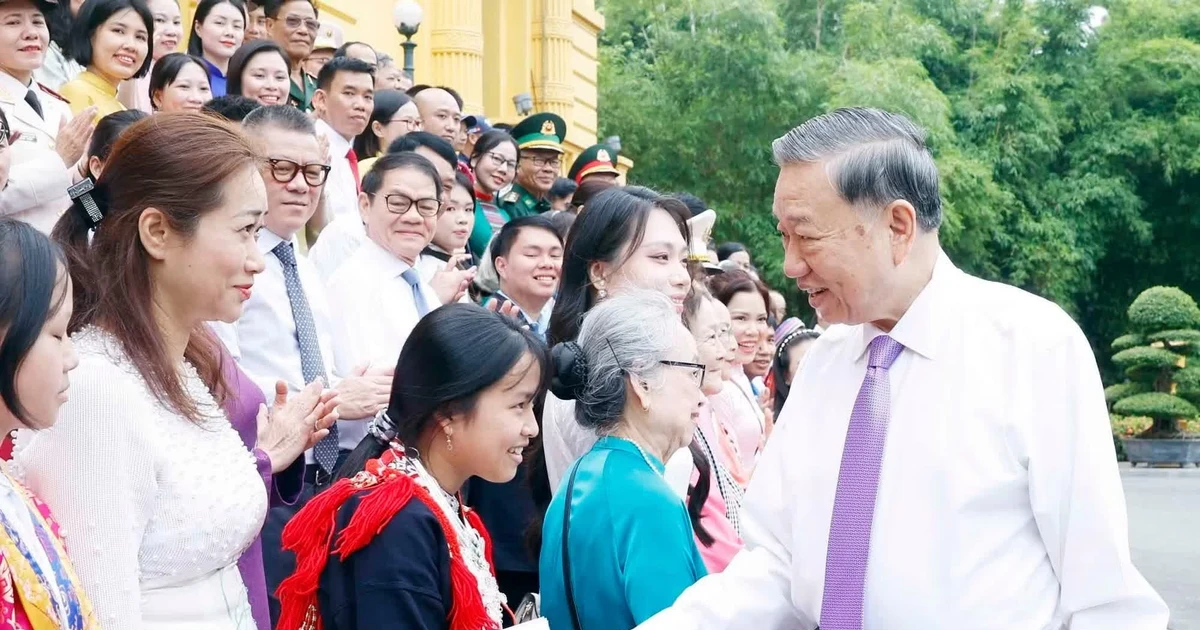 Tổng Bí thư, Chủ tịch nước: Không bao giờ được xem nhẹ nền tảng văn hóa, đạo đức, con người và niềm tin xã hội