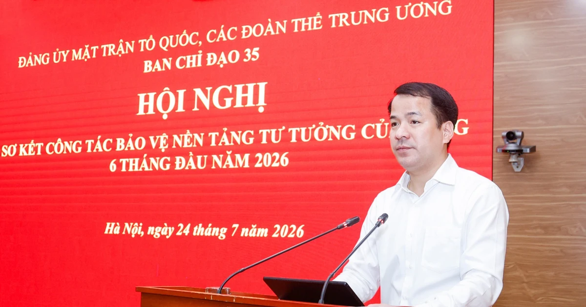 Tiếp tục thực hiện '4 kiên định' về chính trị, tư tưởng