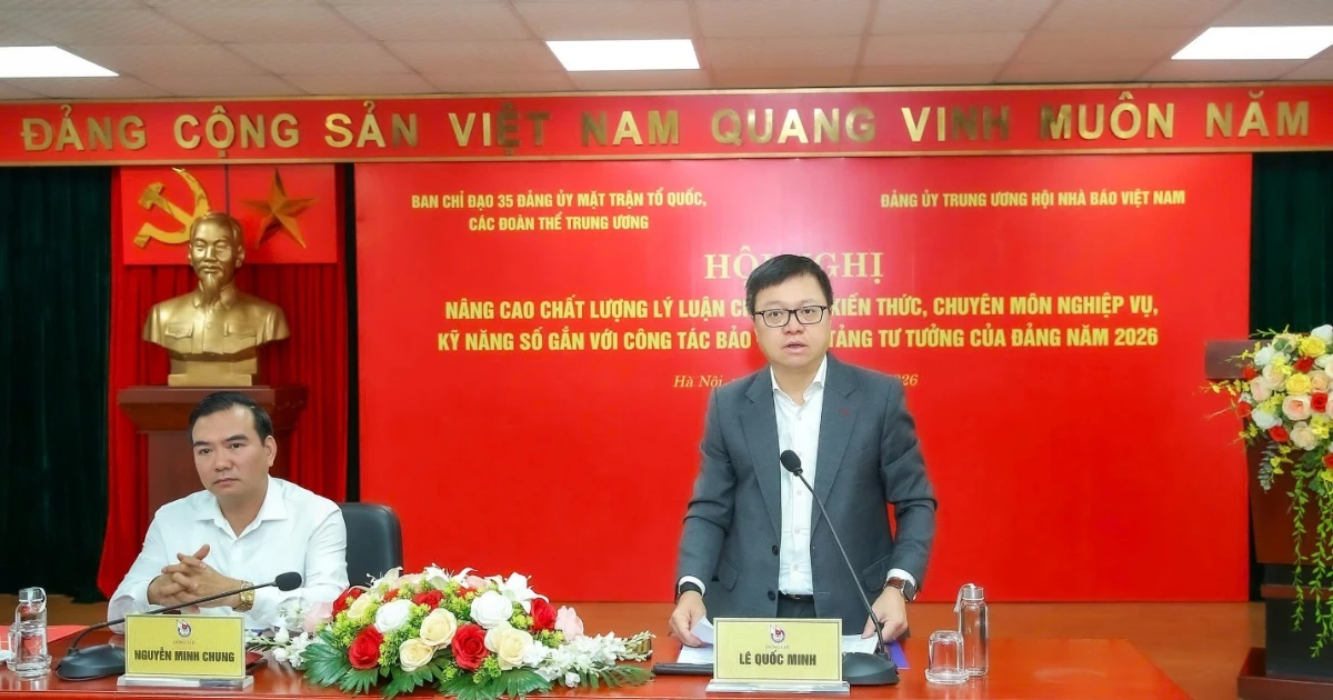 Báo chí chính thống phải 'giành lại thế chủ động' trên không gian mạng