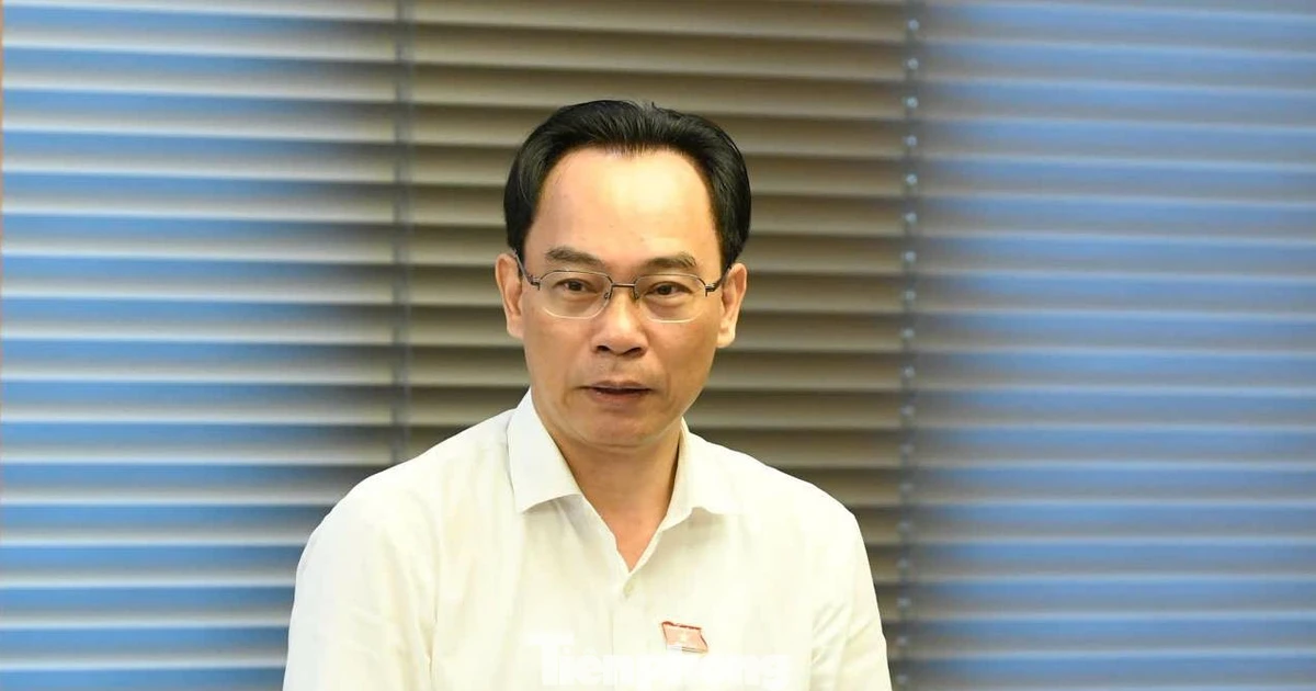 Bộ trưởng Hoàng Minh Sơn: Nên cấp học bổng để định hướng ngành thành phố cần