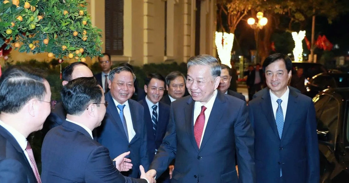 Tổng Bí thư hoan nghênh Hà Nội 'dám nhìn thẳng vào sự thật, mạnh dạn đổi mới tư duy, nghĩ lớn, làm lớn'