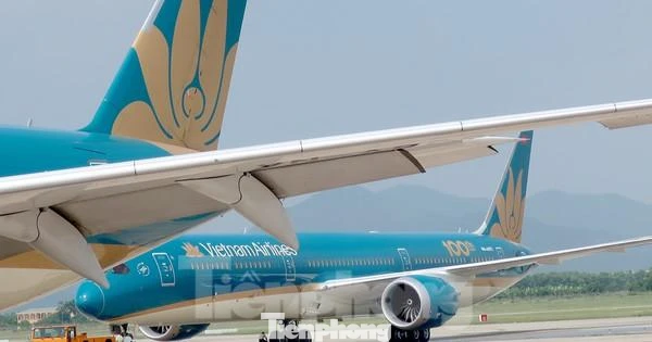 Cổ phiếu Vietnam Airlines 'cháy hàng'
