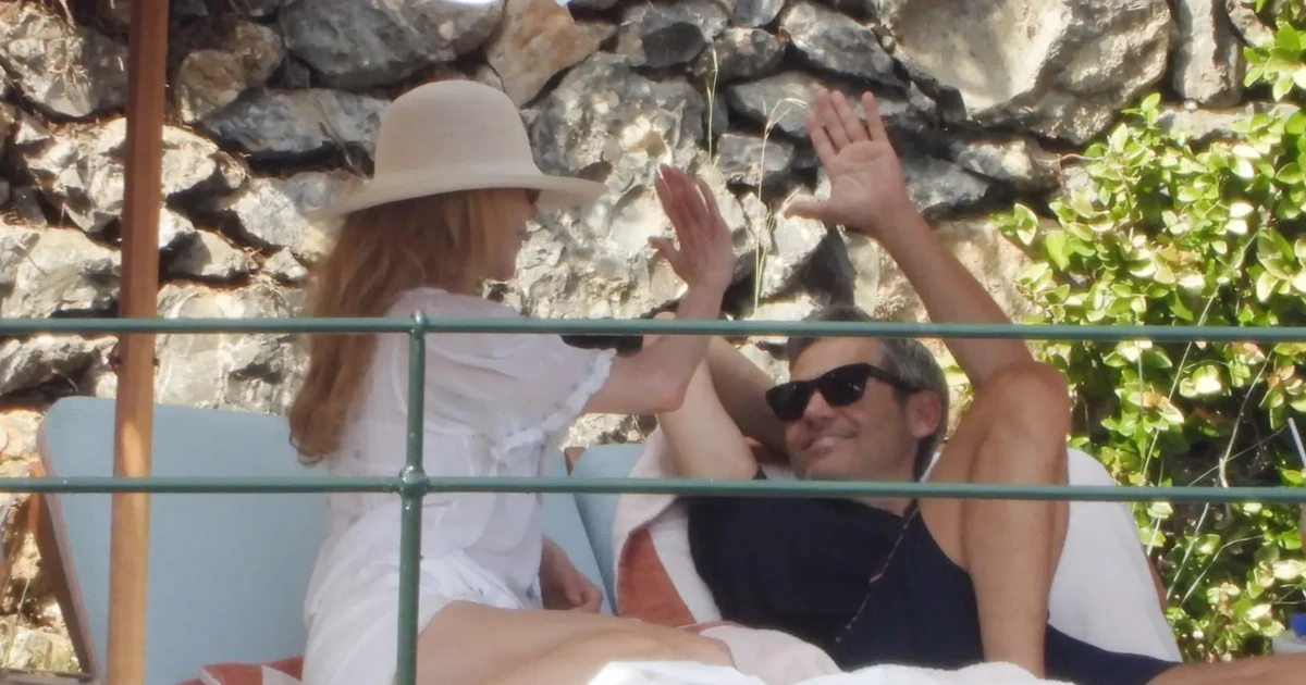 Nicole Kidman bị bắt gặp thân mật với doanh nhân Michael Reinstein tại Ý