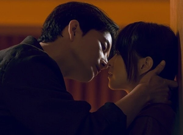 Park Bo Young rũ bỏ hình tượng 'chân thật'