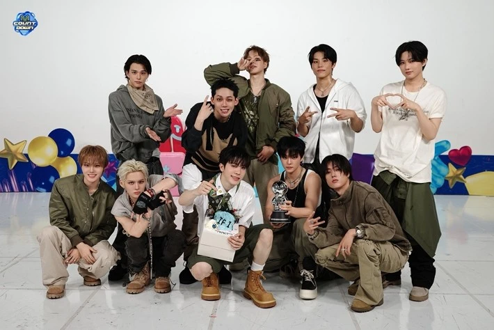 Duy nhất mới chỉ có 'Kho báu' này của Kpop phá kỷ lục năm nay