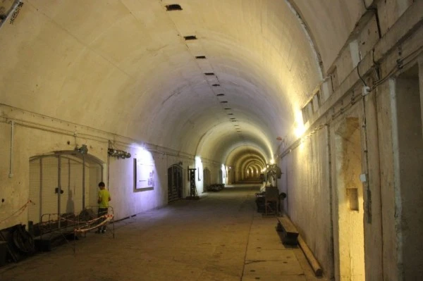 Ba Lan kiểm tra hàng loạt hầm trú bom sau vụ máy bay không người lái xâm nhập không phận