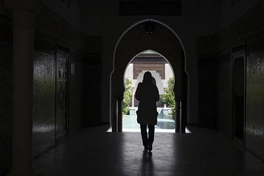 Pháp sôi sục vì thủ lợn xuất hiện tại nhiều nhà thờ Hồi giáo