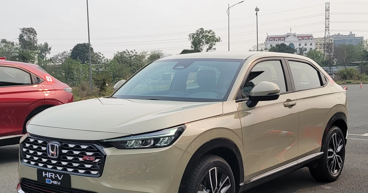 Mẫu xe hybrid tiếp theo được giảm giá tại Việt Nam