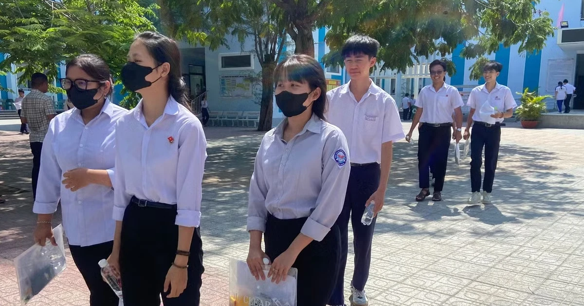 Khánh Hòa giảm 271 trường công lập, khuyến khích cán bộ quản lý đi dạy