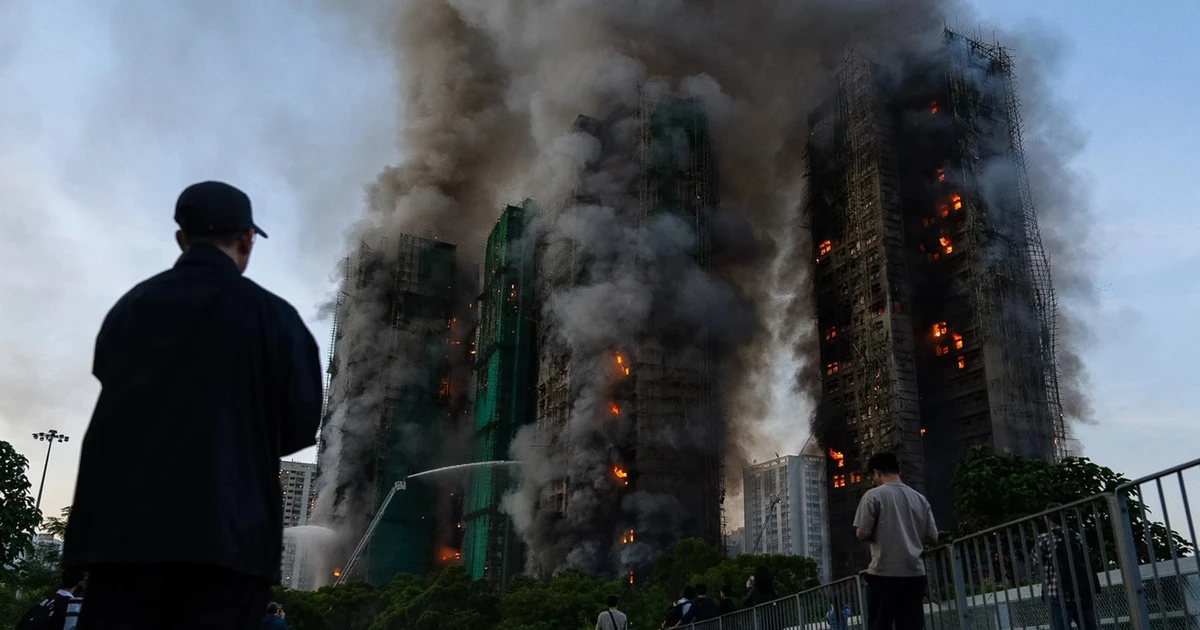 Công an Hà Nội cảnh báo nguy cơ tại các cụm chung cư nhìn từ vụ cháy ở Hồng Kông (Trung Quốc)