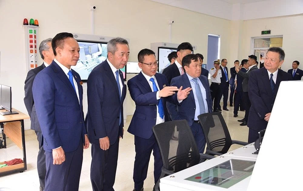 Trường Đại học Hàng hải Việt Nam tiếp nhận hệ thống mô phỏng buồng máy tàu hiện đại